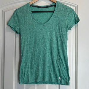 ‼️MAJOR SALE‼️ Under Armour Top